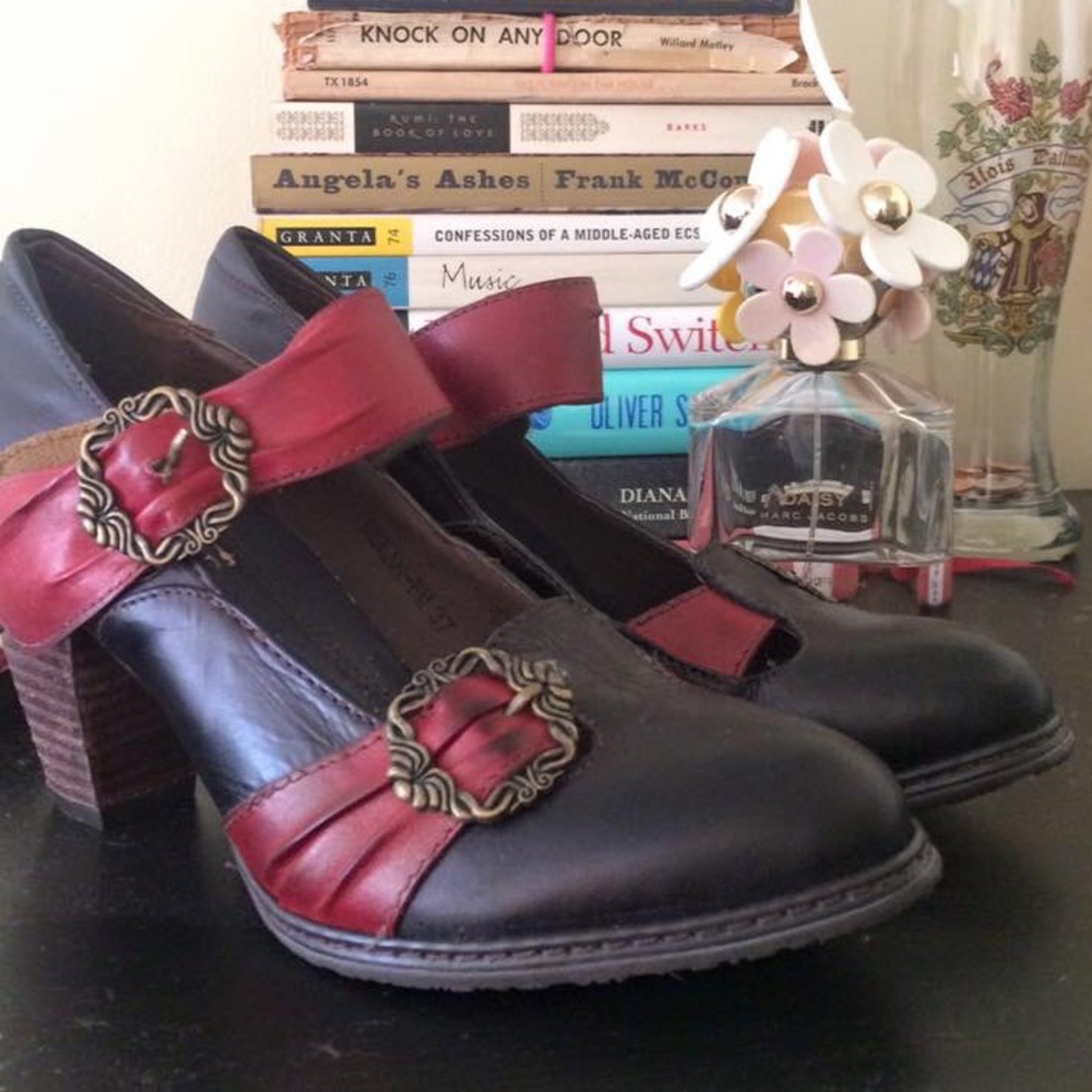 Le Artiste women’s pump size 37.